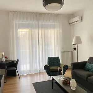 home-22-appartamento-in-centro-storico-catania.taorminaitalyhotels.com/